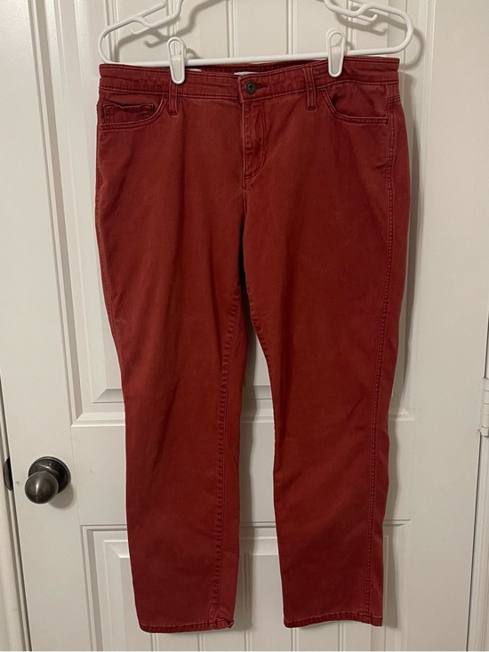 Liz Claiborne Denim - Liz Claiborne Women’s 12P Ultrasoft Straight-Leg Jeans in Burnt Red Petite Short